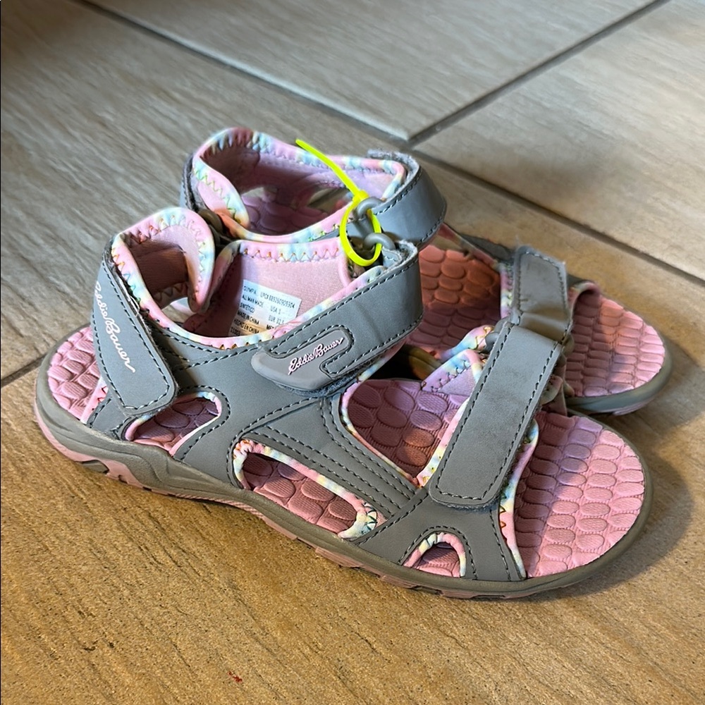 Eddie Bauer Kids Sandals in Pink & Gray, size 1